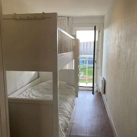 In Near The Beach, Cleaning Included Apartmán