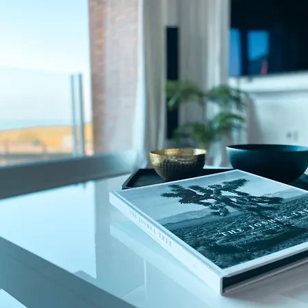 In Near The Beach, Cleaning Included Apartmán *